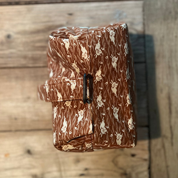 Brown Rabbit 20x15x15cm Tea Bag with loop handle | Zhu Rong Studio Jingdezhen