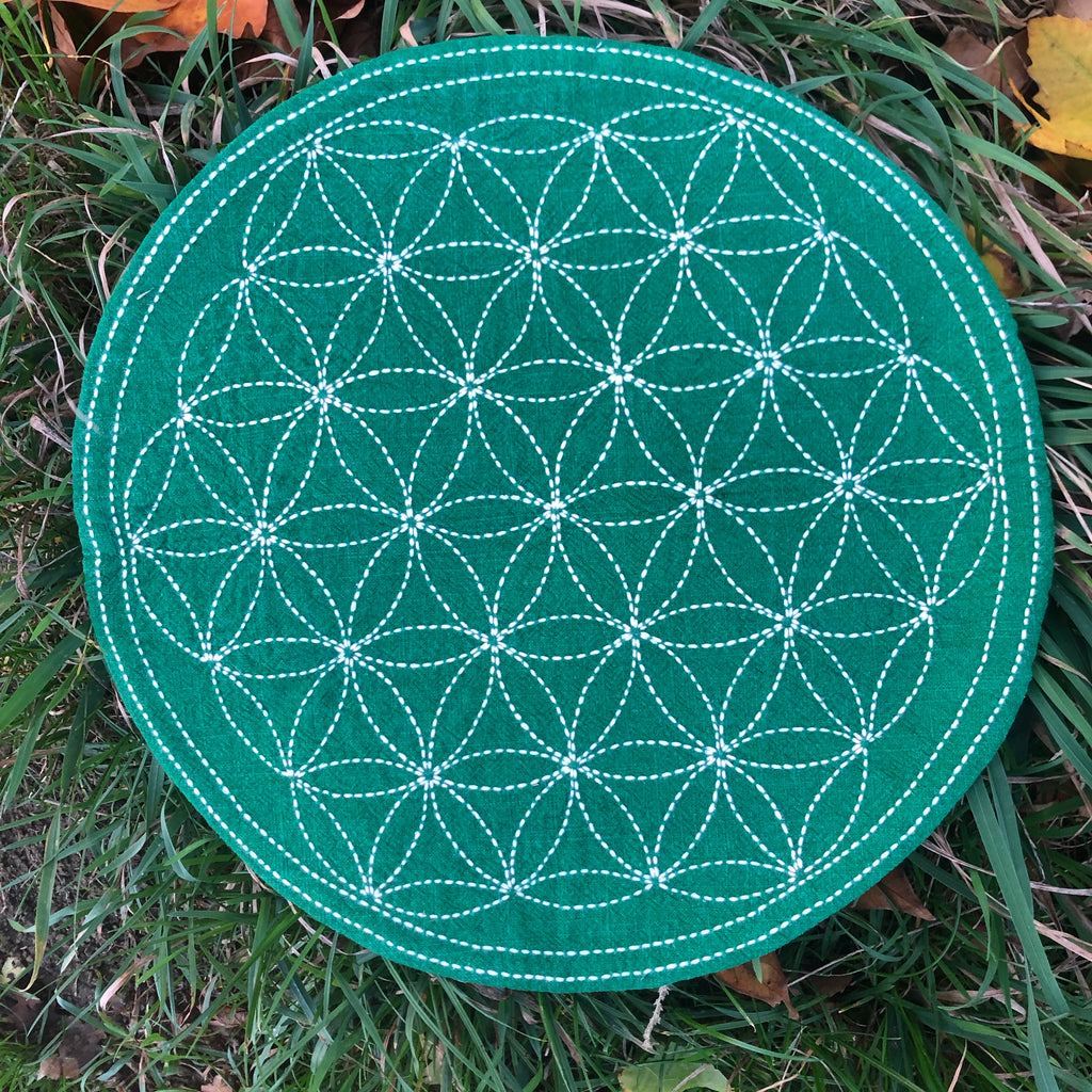 Embroidered Circular Patterned Tea Mat | Zhu Ring Studio Jingdezhen