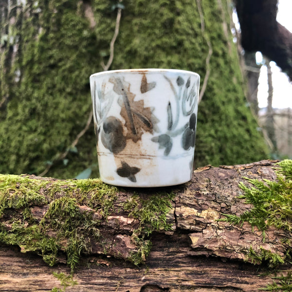 Ancient Green/Blue & White Cup tea cup with ‘tea’ colour | Yangyang Li, YUNBAI STUDIO, Jingdezhen