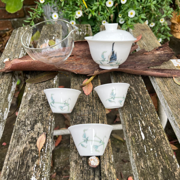 Hand Painted Jingdezhen 'Bird' Gaiwan set (1 Gaiwan, 3 cups, Glass Jug & Travel Case]  : Lai Mi Mi Studio : Jingdezhen