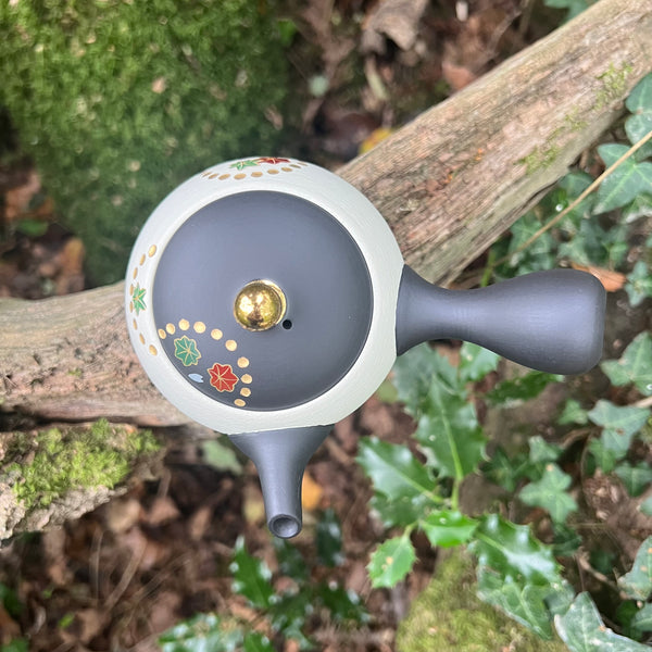 240ml Black & white with gold flower medal kyusu with ceramic strainer [Shouhou Kiln]