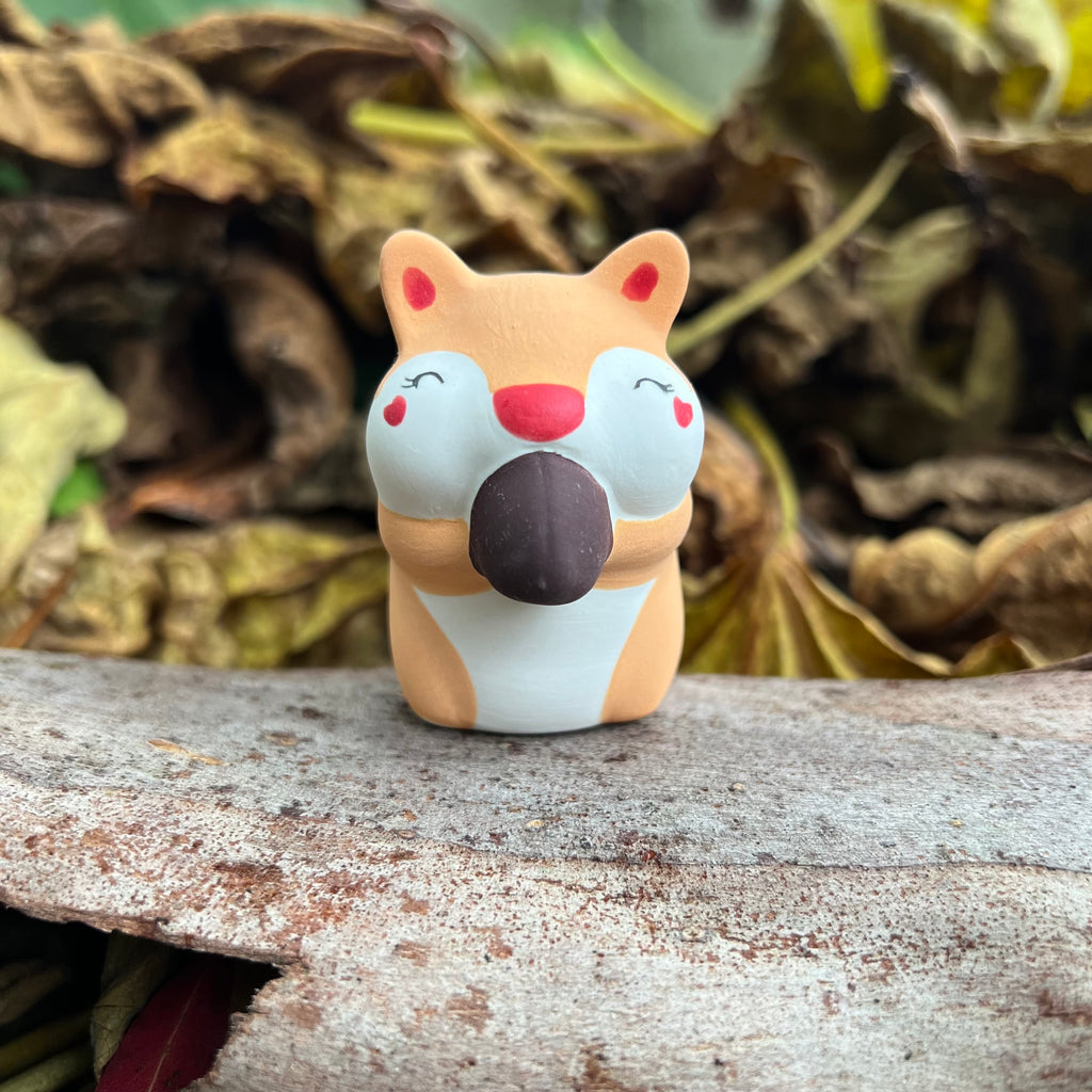 Hamster Tea Pet : Lu Dan Cheng Jingdezhen