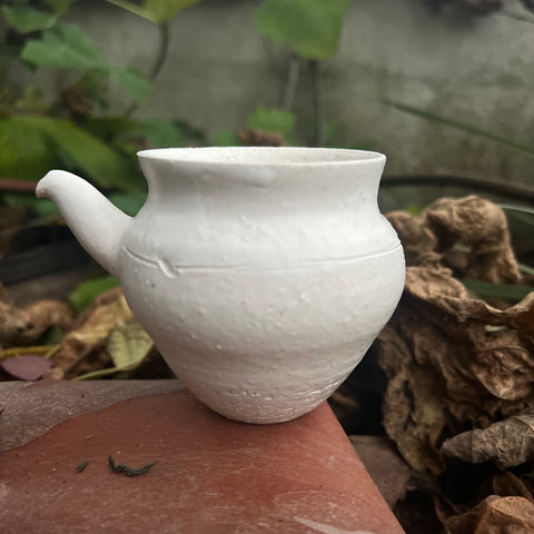 120ml mixed porcelain with white glaze jug/server [Seong Il Hong : Boseong, South Korea ]