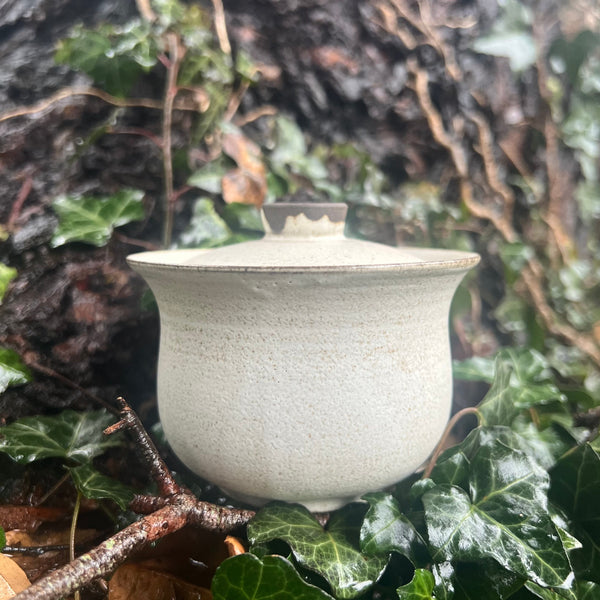 150ml Round White Gaiwan : Tao's Studio Jingdezhen
