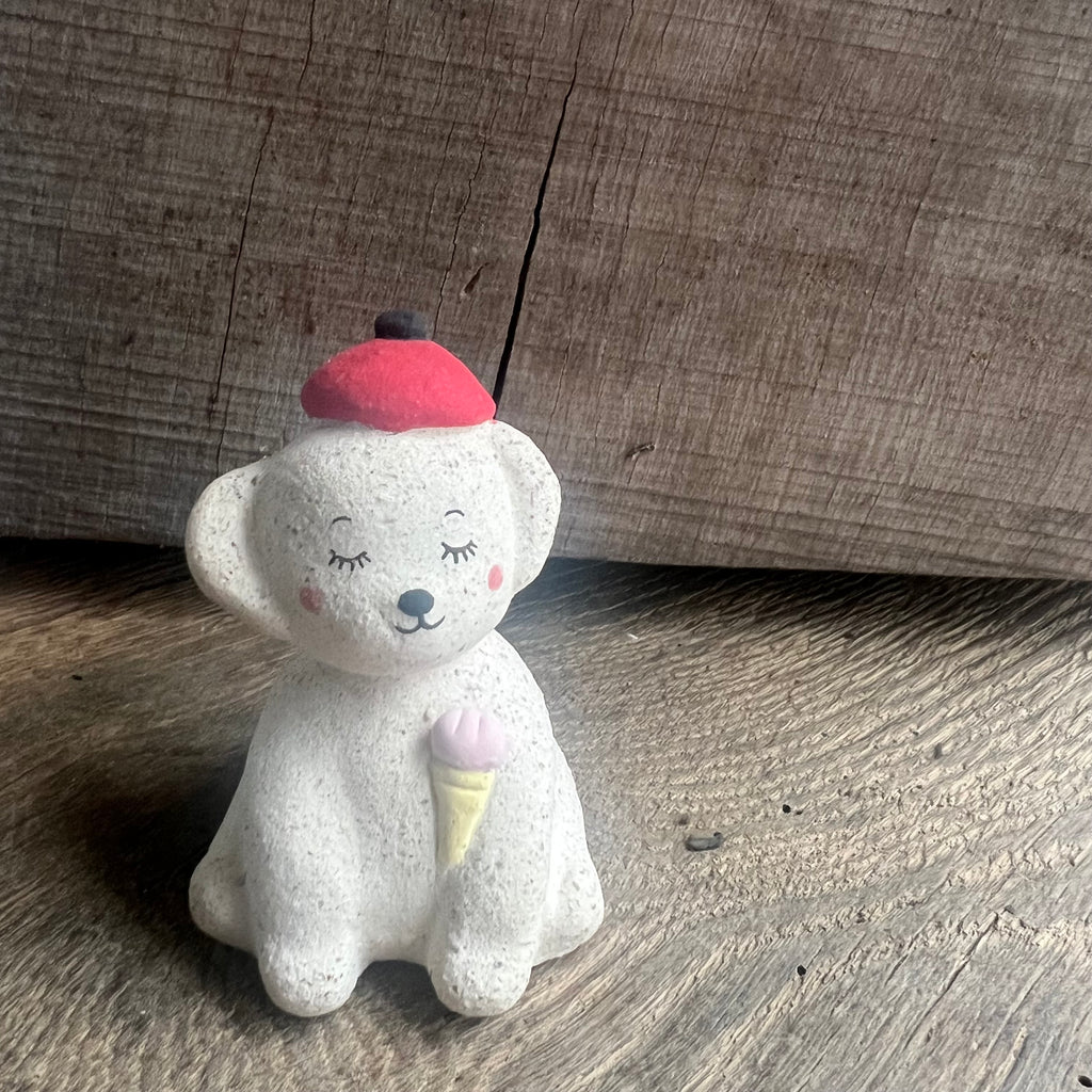 Ice Cream Dog Tea Companion : Lu Yanjiu Jingdezhen