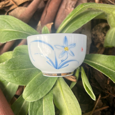 Blue Flower Sipping Cup 40ml