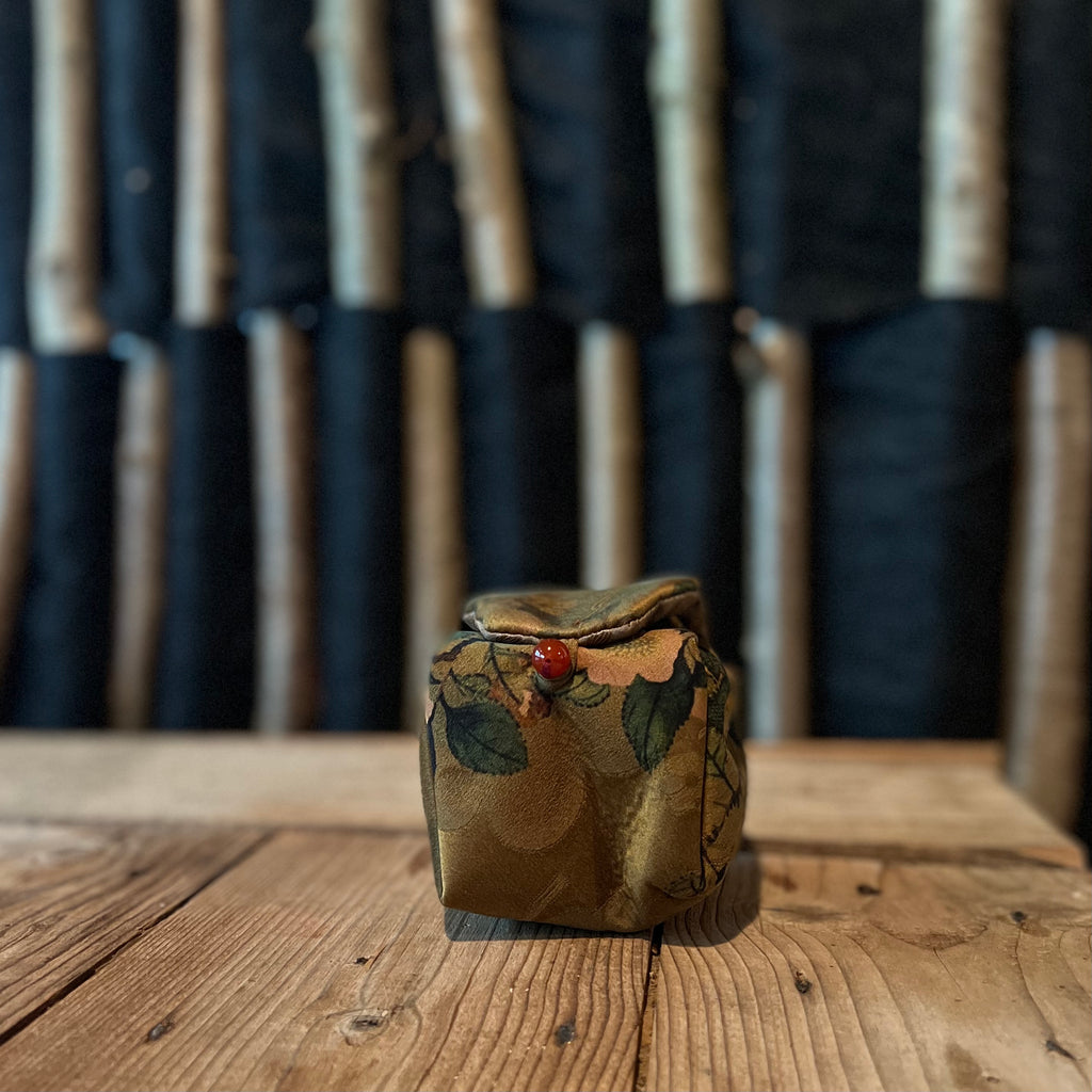 Gold Sheen with leaves Tea Bag 8cm x 8cm with red button | Zhu Rong Studio Jingdezhen