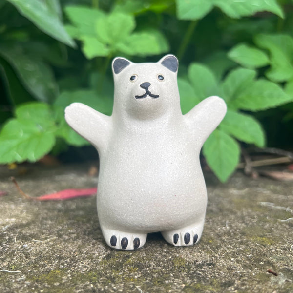 White Bear Tea Pet : ZHI YUAN JING FANG WORKSHOP