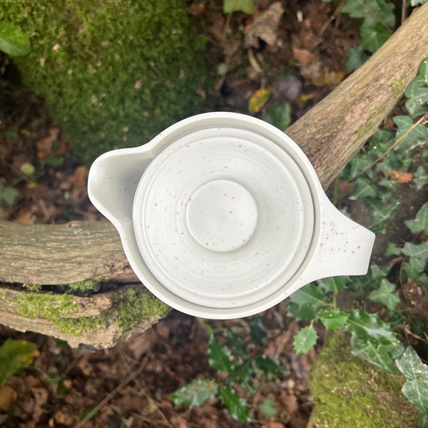 350ml Mino Ware White teapot with removable basket