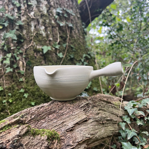 White Tokoname 350ml Japanese Water Cooler [Yuzamashi] [maekawajunzou：前川淳蔵 Kiln]
