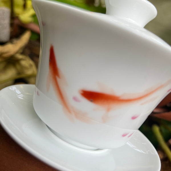 Hand Painted Fish Gaiwan : Huang Xiaokang Jingdezhen