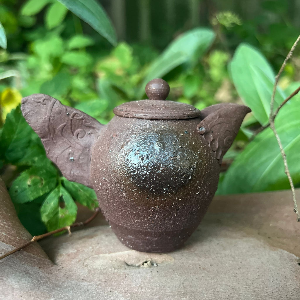 90ml Iron clay mixed Mongjungsan teaplantation soil unglazed fishtail teapot [Seong Il Hong : Boseong, South Korea ]