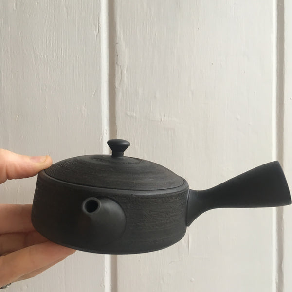 Flat Black Textured Tokoname Kyusu Teapot 140ml [Ceramic Strainer]
