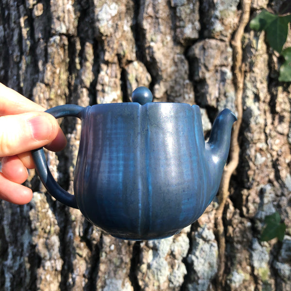 Hand made Blue Fluted Teapot [Bai Brothers Studio, Nantou Taiwan]